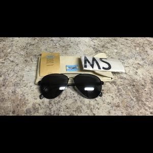 Toms Aviators (Matte Black)